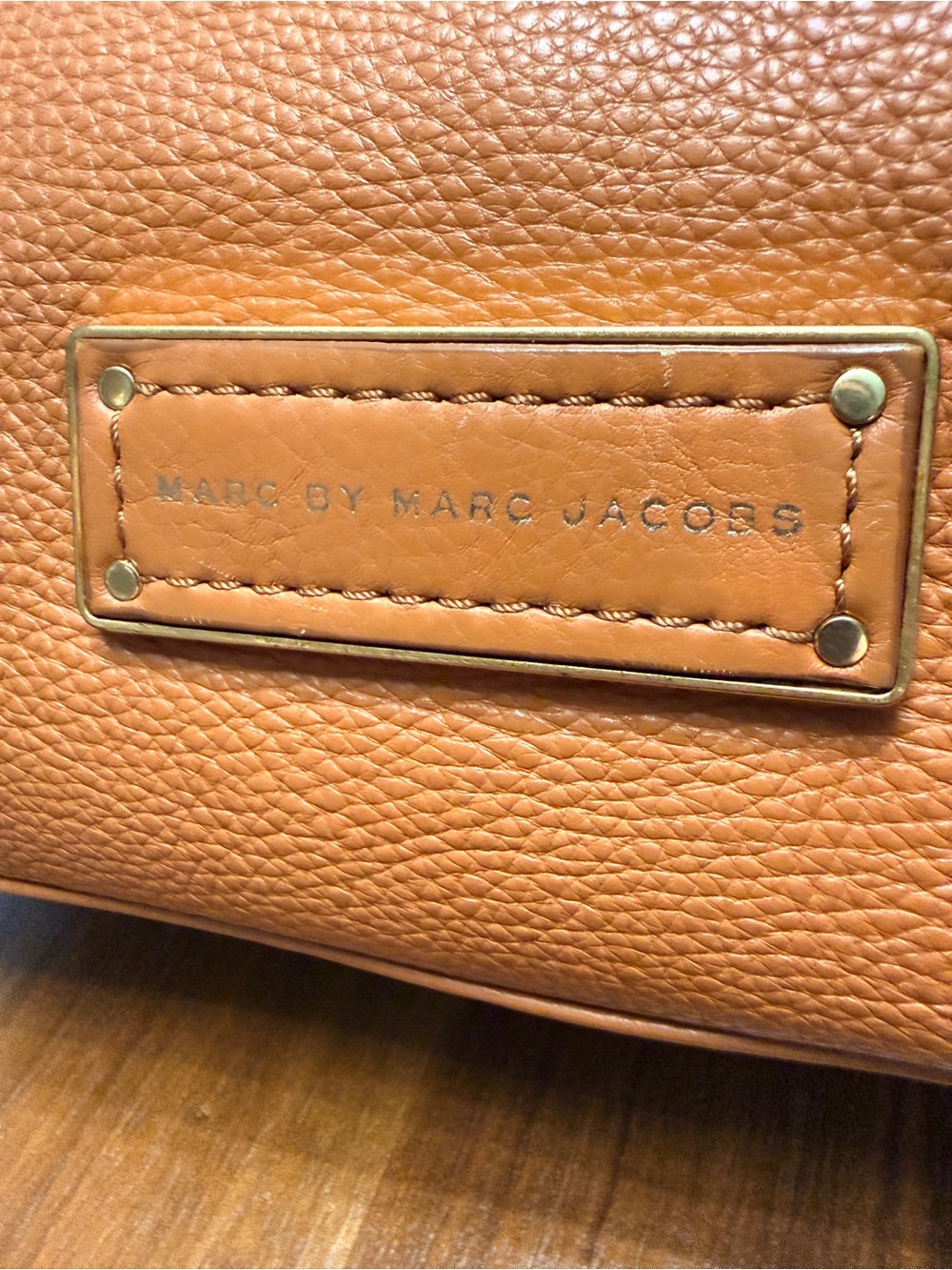 Marc by Marc Jacobs Too Hot to Handle Satchel Cognac Gold Pebbled Leather - Picture 12 of 13